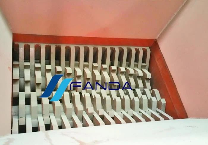 waste wood shredding machine manufacturers