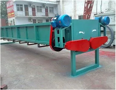 Macchina scortecciatrice per tronchi